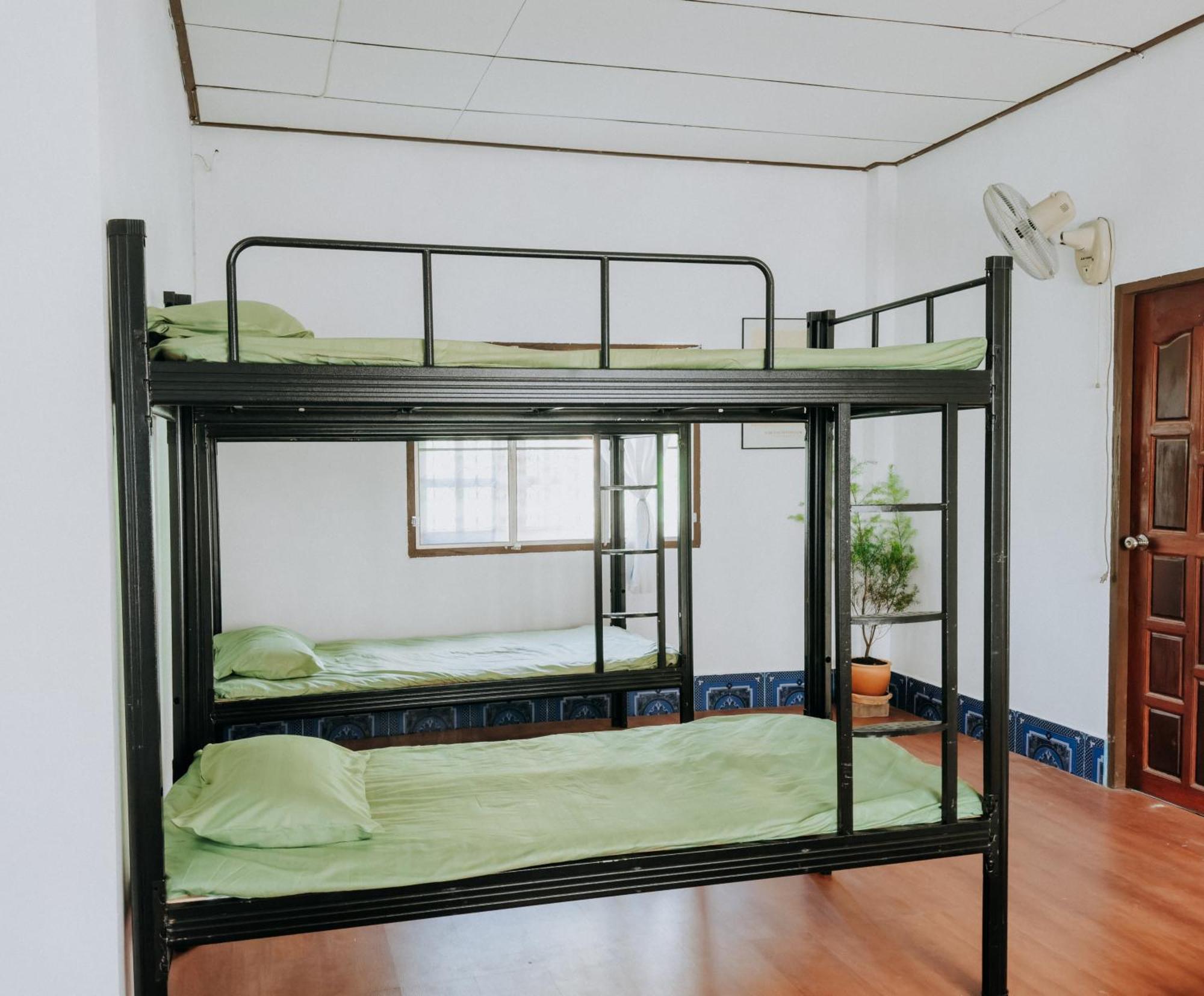 Positive Energy Homestay And Guide In Chiangkhan Chiang Khan Extérieur photo
