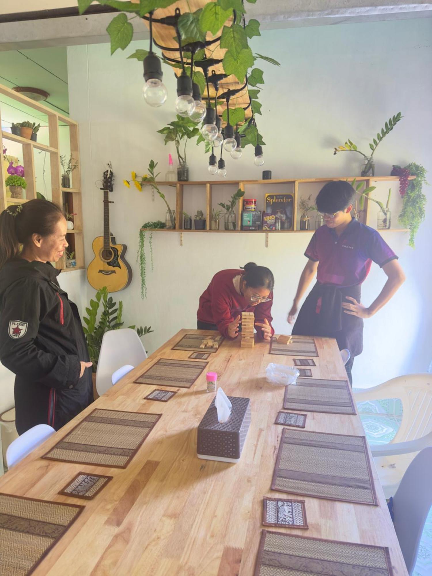 Positive Energy Homestay And Guide In Chiangkhan Chiang Khan Extérieur photo